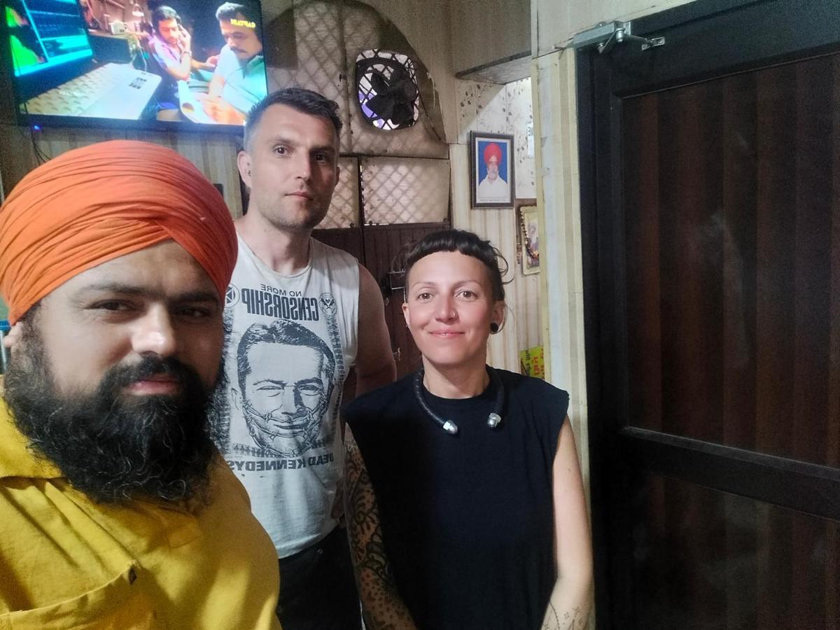 Mj Chawla Homestay Double Bed Attached Bathroom Room Amritsar Ngoại thất bức ảnh